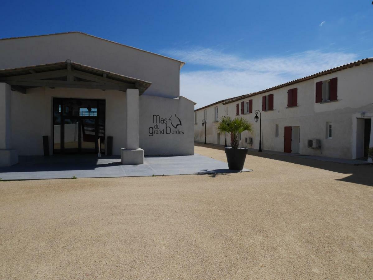 Mas Du Grand Bordes Saint-Laurent-d'Aigouze Exterior photo